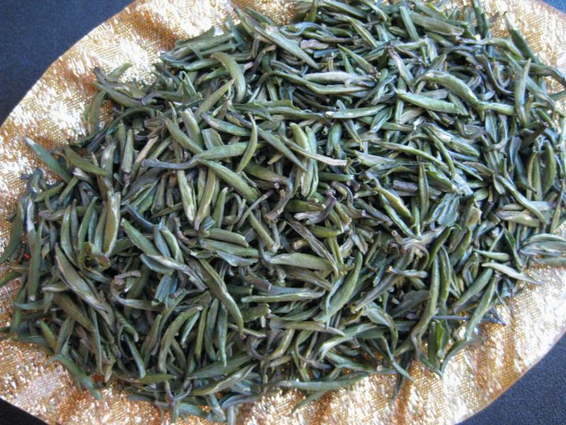 茶の名: 君 山 銀 針
