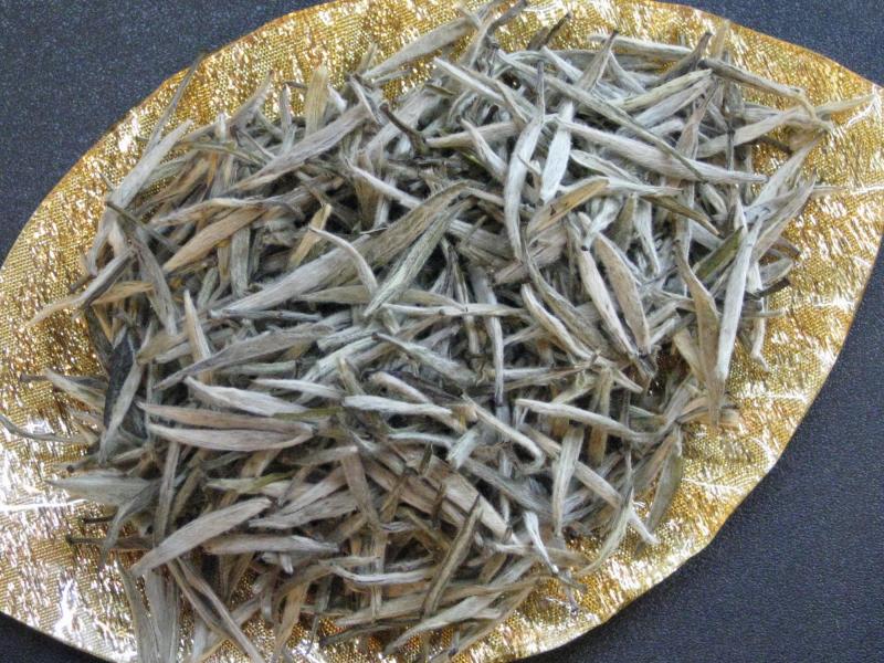 茶の名: 白 毫 銀 針 (頂級壽眉)